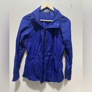 Athleta breathable windbreaker small